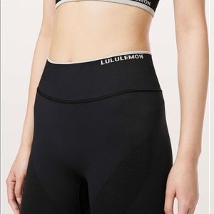 Lululemon seamless iconic sweat tights sz. 4